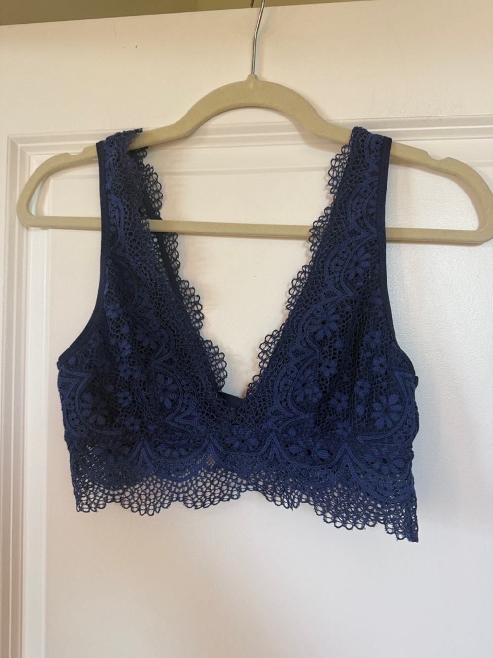 Victoria's Secret Navy Lace V-Neck Bralette